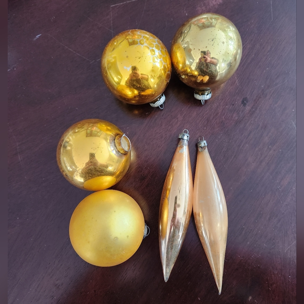 6 Vintage Christmas Ornaments